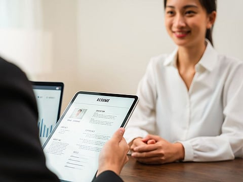 Everything you need to know about the UAE job exploration visa from who qualifies to application steps and associated costs.