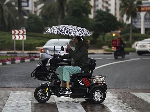 How people in the UAE have dealt with evening rain in the past