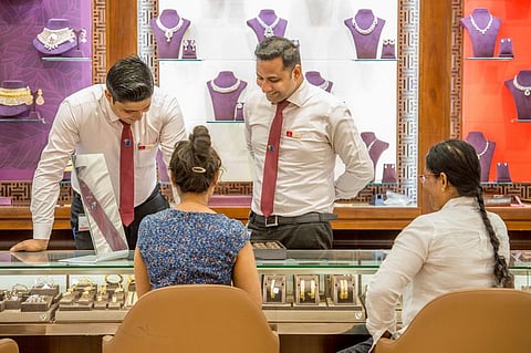 Gold prices have come under pressure at the start of a new week. UAE gold buyers will be hoping that this price drop continues for a while...