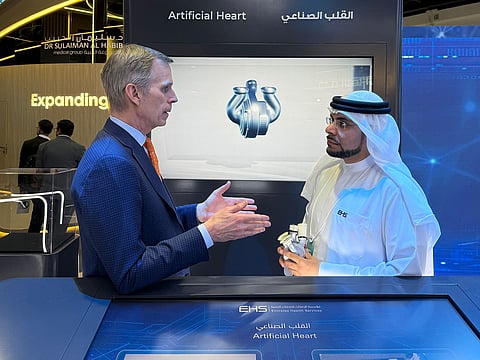 Dr Omar Al Hajri (R), Family Medicine Resident at EHS, and Dr Joseph G Rogers, president and CEO of the Texas Heart Institute, at a presentation about the artificial heart at Arab Health in Dubai