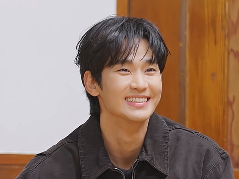 Kim Soo-hyun on the show, Good Day.