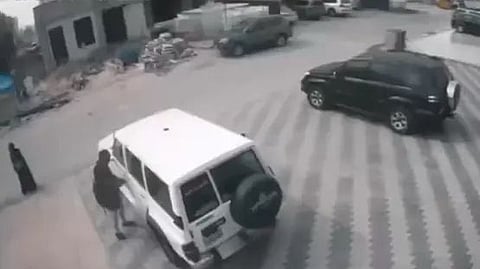 Investigators identified the duo as unemployed Kuwaiti citizens who followed a systematic approach — using the stolen vehicles for a brief period before stripping them of valuables and leaving them in open dirt lots.