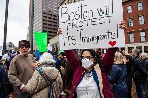 Order affects around 532,000 Cubans, Haitians, Nicaraguans and Venezuelans.