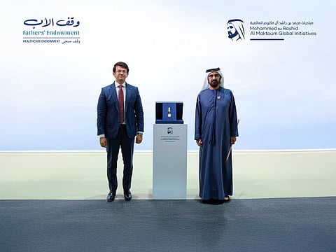 Shaikh Mohammad Bin Rashid Al Maktoum, Vice President and Prime Minister ofthe UAE and Ruler of Dubai with Masih Imtiaz, CEO, Imtiaz Developments, during the awards ceremony