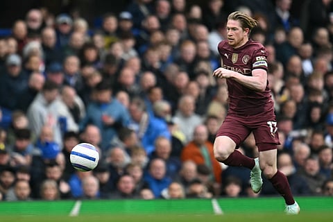 Manchester City's Kevin De Bruyne waits to take a freekick during the English Premier League match against Everton at Goodison Park on Saturday.