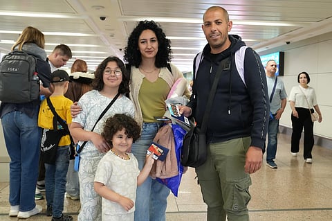 The gesture offered a warm welcome and a chance for visitors to experience the cultural diversity and entertainment Dubai has to offer.