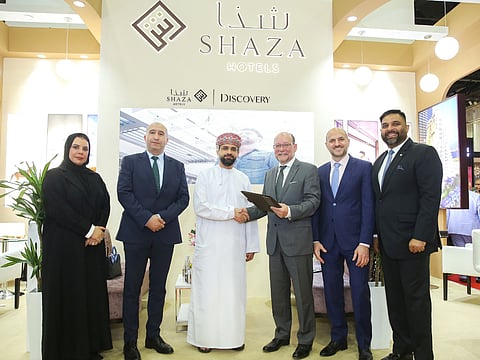 Mona Ahmed Al Musallam, Board Member, Nuzul Masaken Real Estate Development Co; Islam Abdelhakim Abo Alam, Board Member, Nuzul Masaken Real Estate Development Co; Faisal Ali Al Farsi, Board Member, Nuzul Holdings B.S.C.; Simon Coombs, CEO, Shaza Hotels; Franck Descat, Vice President – Asset Management, Shaza Hotels; and Shaji Abu Salih, Vice President – Business Development, Shaza Hotels