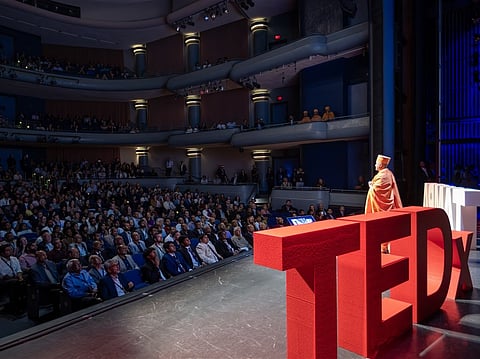 Pujya Brahmaviharidas Swami speaks on how simple conversations can shape history.