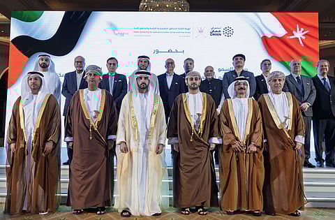 Sheikh Hamdan witnesses signing of agreement to develop, operate Phase One of Al Rawdah Special Economic Zone in Al Buraimi Governorate.