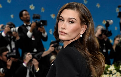 Hailey Bieber has been championing the warm toasty makeup trend look. (
Photo by Evan Agostini/Invision/AP)