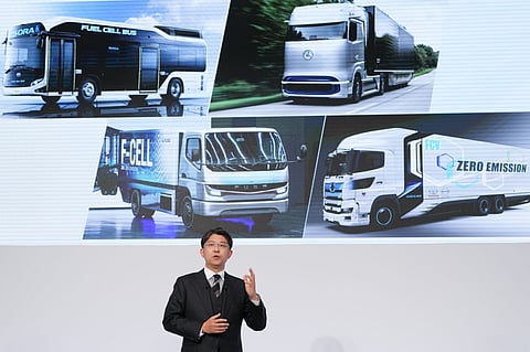 Joint News Conference to Announce Merge of Mitsubishi Fuso and Hino Motors
