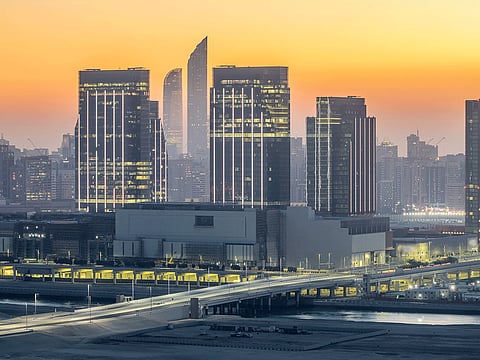 Abu-Dhabi-Skyline