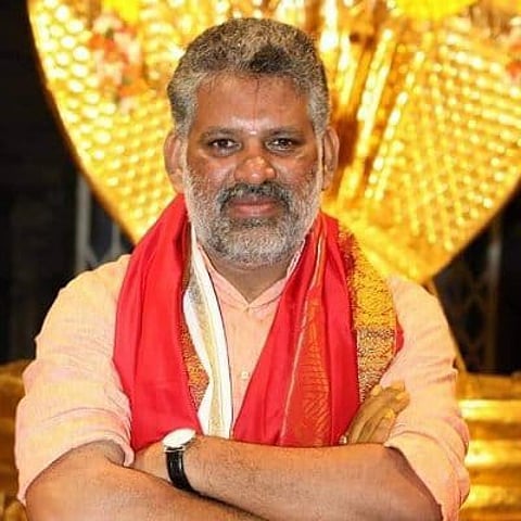 The SIT team arrested Bhaskar Reddy and his aide Venkatesh Naidu in the early hours of Wednesday. Both were being brought to Vijayawada, where they will be produced before the ACB court.