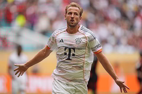 Bayern Munich's Harry Kane celebrates after scoring his side's second goal against Flamengo during the Club World Cup round of 16 soccer match between CR Flamengo and Bayern Munich in Miami Gardens, Fla.