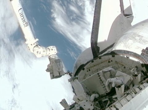 The scammer urged her to pay him online to help him buy oxygen, and successfully hoodwinked around 1 million yen ($6,700) out of her.