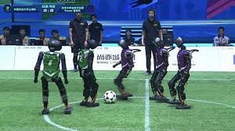 Robots compete in China's first AI football match: Guess what? There are injuries!