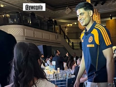 The picture of Shubman Gill and Sara Tendulkar in the Yuvraj Singh charity dinner has gone viral.