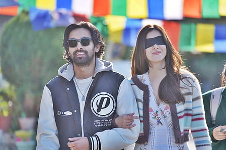 Vikrant Massey and Shanaya Kapoor in Aankhon Ki Gustaakhiyan.