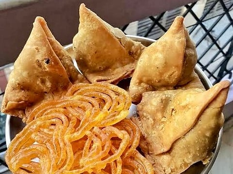 Need a good fix for the rains? Skip the fried food and go for healthier alternatives.