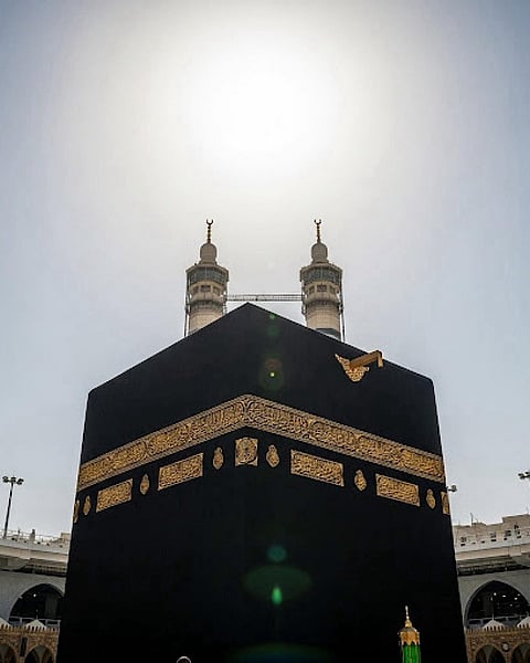 Sun aligns directly over Kaaba in rare celestial event, offering Muslims precise Qibla direction