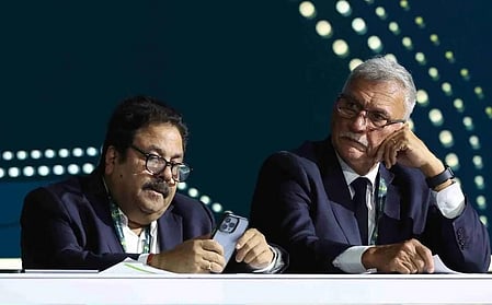 Roger Binny with Rajeev Shukla.