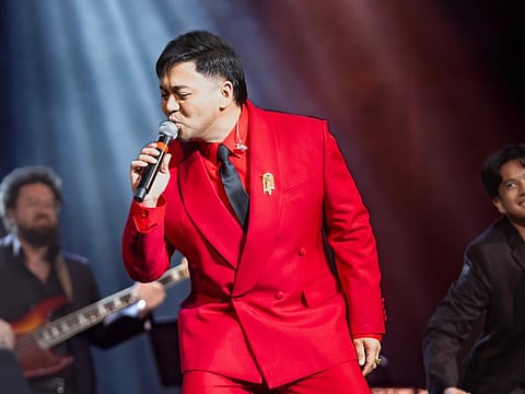 Filipino vocalists in the UAE can audition to win a duet with The Voice USA champion at his Dubai concert this September.