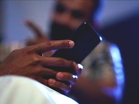 Omani citizens tricked the victim into travelling to a residence in the Wilayat of Barka, where he was abducted.