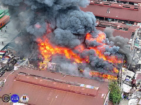 Major fire erupts in Manila's Tondo residential district