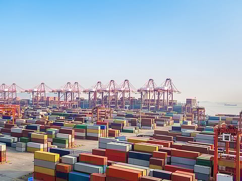 Free Zone entities qualify as beneficial recipients of services or goods when they possess the right to use and benefit from these services or goods without being contractually or legally required to provide such services or goods to another party.