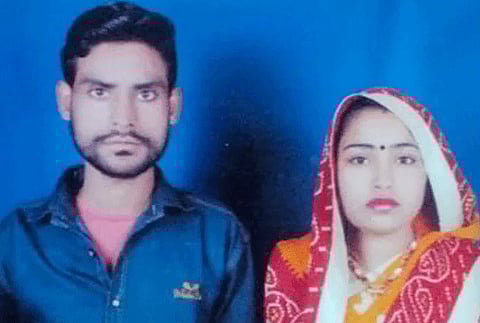 The woman, Santosh Devi, befriended co-accused Rishi Srivastava. Their relationship led to a conspiracy to kill Manoj,