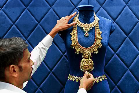 Shoppers in UAE move fast as gold prices ease