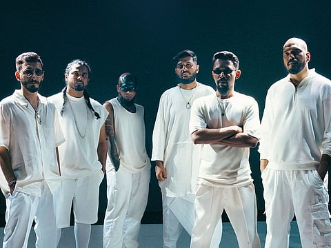 The Down Troddence has Munz on vocals, Varun Raj on lead guitar, Sushin Shyam on synth, sound design and vocals, Nezer Ahmed on bass, lyrics and vocals, Ganesh Radhakrishnan on drums and percussion, and Advaith Mohan on rhythm guitar, with Sangeeth Ram managing the ship