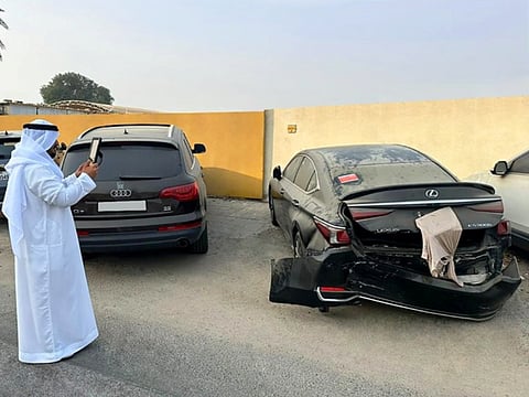 Field teams first identify and record vehicle details in the smart system.