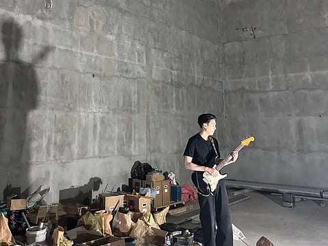 The post comes after several days of much digital sorrow, as ARMY calculated that it had been over 700 days since he had first come live