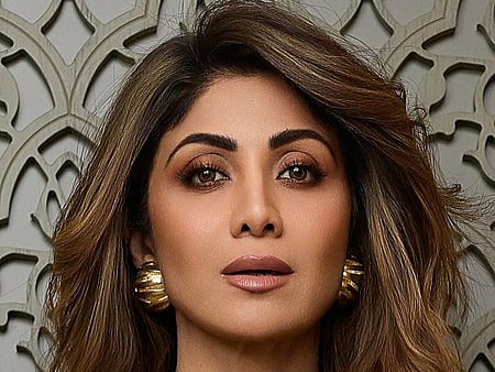 Shilpa Shetty records statement with Mumbai Police EOW in Rs. 60 cr fraud case