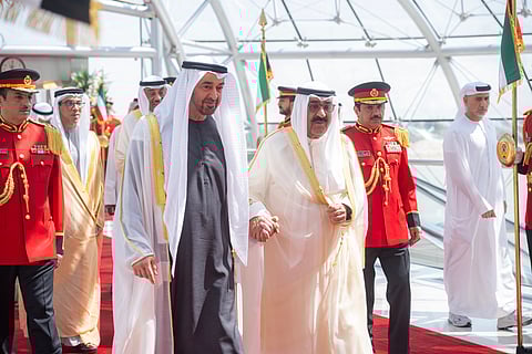 His Highness Sheikh Mohamed bin Zayed Al Nahyan was received at the Amiri Airport by His Highness Sheikh Meshal Al-Ahmad Al-Jaber Al-Sabah, Emir of the State of Kuwait.