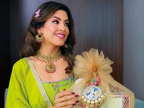 Festive Glam: A glimpse into Dubai's glamorous outfit and jewellery trends