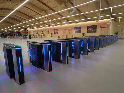 Smart entry gates and an AC tent ensure a comfortable visit.