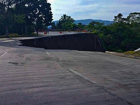 Philippines: Massive landslide cuts off Bukidnon-Davao road