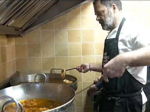 Rahul Gandhi tries his hand at making Imarti and Besan Laddus at the historic Ghantewala sweet shop in Old Delhi.
