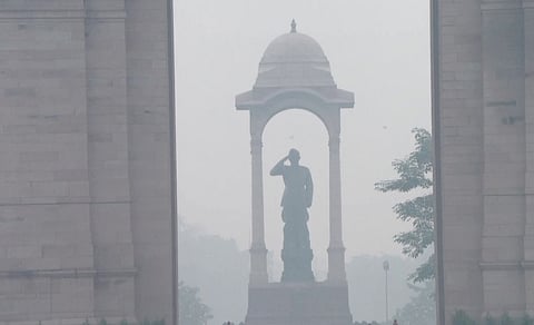 A view of Netaji Subhash Chandra Bose Canopy, covered in smog as the Air Quality Index (AQI) deteriorated, in New Delhi on Monday.