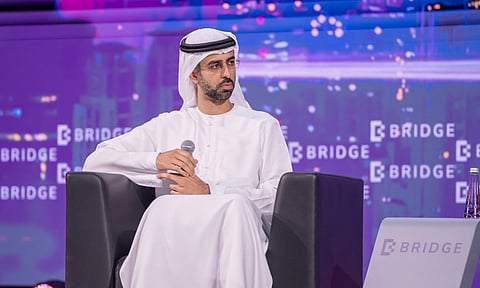 Al Olama stated that the UAE adopts a proactive approach and an exceptional model in developing policies related to AI.