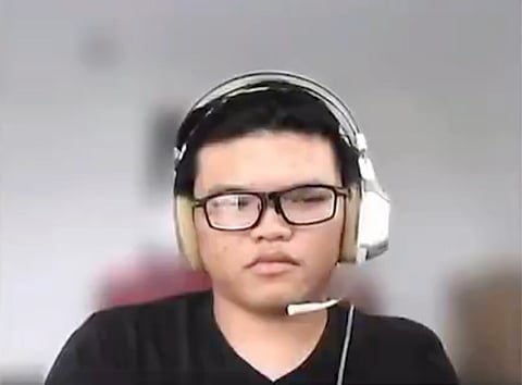 Jhenroniel Rhey Sanchez, an engineer-turned-lawyer who crushed the 2025 Philippine Bar Exams.