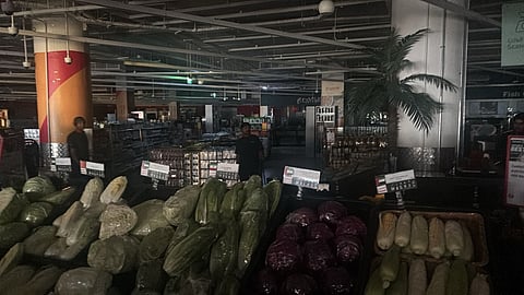 Power has been restored, with supply gradually returning to the remaining locations after safety checks.