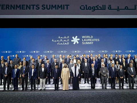 The World Laureates Summit brings together more than 100 scientists and participants, including Nobel laureates, recipients of major international scientific awards, and leaders of research institutions.