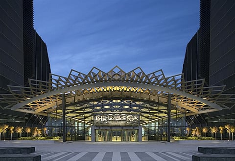 The platform brings together two of the emirate’s flagship shopping destinations. Aldar contributed Yas Mall, while Mubadala added The Galleria Luxury Collection