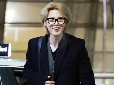 Adding an extra sprinkle of luxury, Jimin carried a Dior Normandy tote bag, flaunting his ambassador vibes with every step.