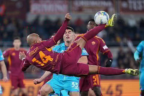 Roma's Donyell Malen in action during the Serie A soccer match between Roma and Cagliari, in Rome, Italy, Monday, Feb. 9, 2026.