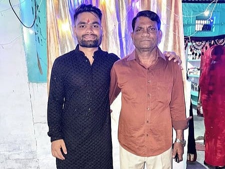 Rinku Singh with his father Khanchand Singh