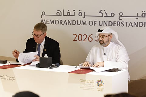 From left to right: Khalid Jasim Al Midfa and Tod Laursen